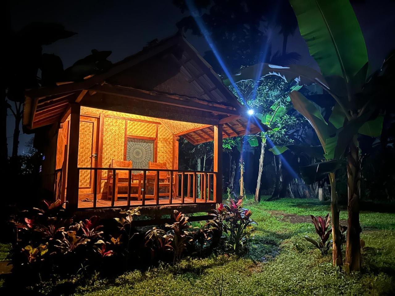 Banana Bungalows 테테바투 객실 사진